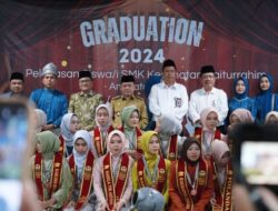 Gubernur Al Haris Motivasi Lulusan SMK Kesehatan Baiturrahim Lanjutkan Studi Jenjang Lebih Tinggi