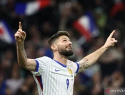 Olivier Giroud Putuskan Pensiun dari Timnas Prancis