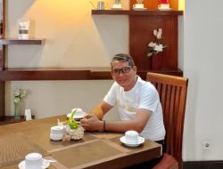 Cengengesan dan Ketidakstabilan Emosional dalam Debat Cagub Jambi 2024