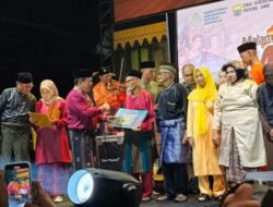 Malam Keagungan Melayu 2025: Al Haris Berikan Penghargaan pada Pelaku Seni dan Budaya Jambi