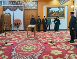 Gubernur Al Haris Lantik M Thohir dan Alfiansyah jadi Kepala Biro Organisasi dan Biro Perekonomian
