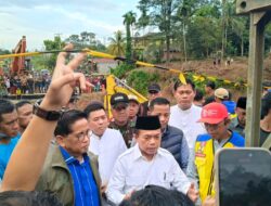 Gubernur Al Haris Tinjau Langsung Kondisi Jalan Putus di Jujuhan Bungo