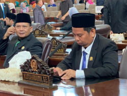 Anggota DPRD Provinsi Jambi Soroti Kondisi Jalan Alternatif Jambi-Sumbar, Minta Segera Diperbaiki