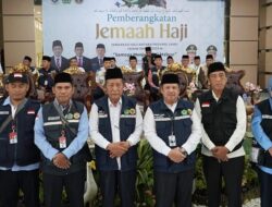 Abdullah Sani Ingatkan Jaga Fisik, Mental dan Kesehatan ke JCH Kloter 13 Jambi