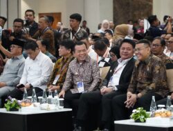 Gubernur Al Haris Hadiri Pengukuhan Dewan Pengurus APKASI Masa Bakti 2025–2030