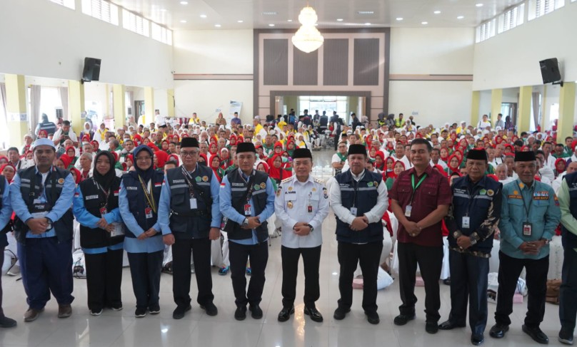 Lepas Kloter 16, Gubernur Al Haris Pemprov Kucurkan Dana 32 Milyar Untuk Haji Domestik