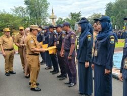 Serahkan SK PTT Dinas PUPR, Al Haris: Ada Kepastian Peluang Bagi Mereka untuk dapat Diangkat