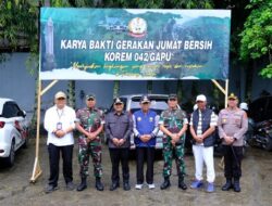 Wagub Sani Optimis Program Karya Bakti Gerakan Jum’at Bersih Tingkatkan Kepedulian Masyarakat