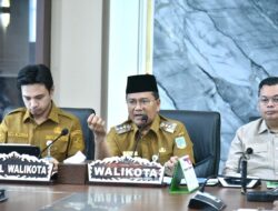 Carut Marut Pemkot Jambi Diawal Kepemimpinan Wali Kota Maulana
