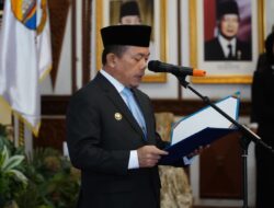 Lantik Direksi Baru Bank Jambi, Gubernur Al Haris Tekankan Profesionalisme dan Inovasi